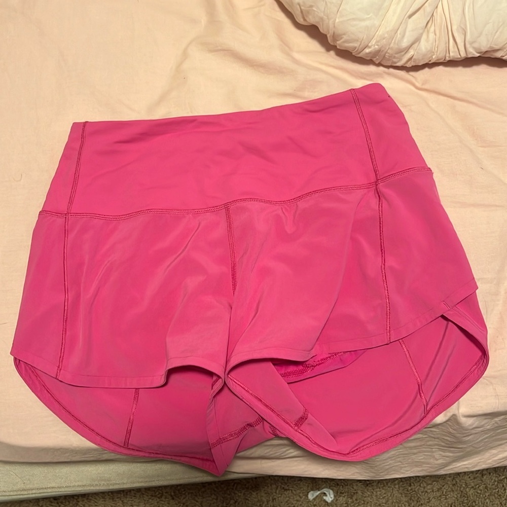 Size 4 Lululemon Speed ups 2.5 in